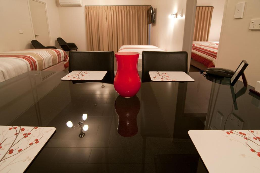 Broadway Motel & Miro Court Villas Матамата Екстериор снимка